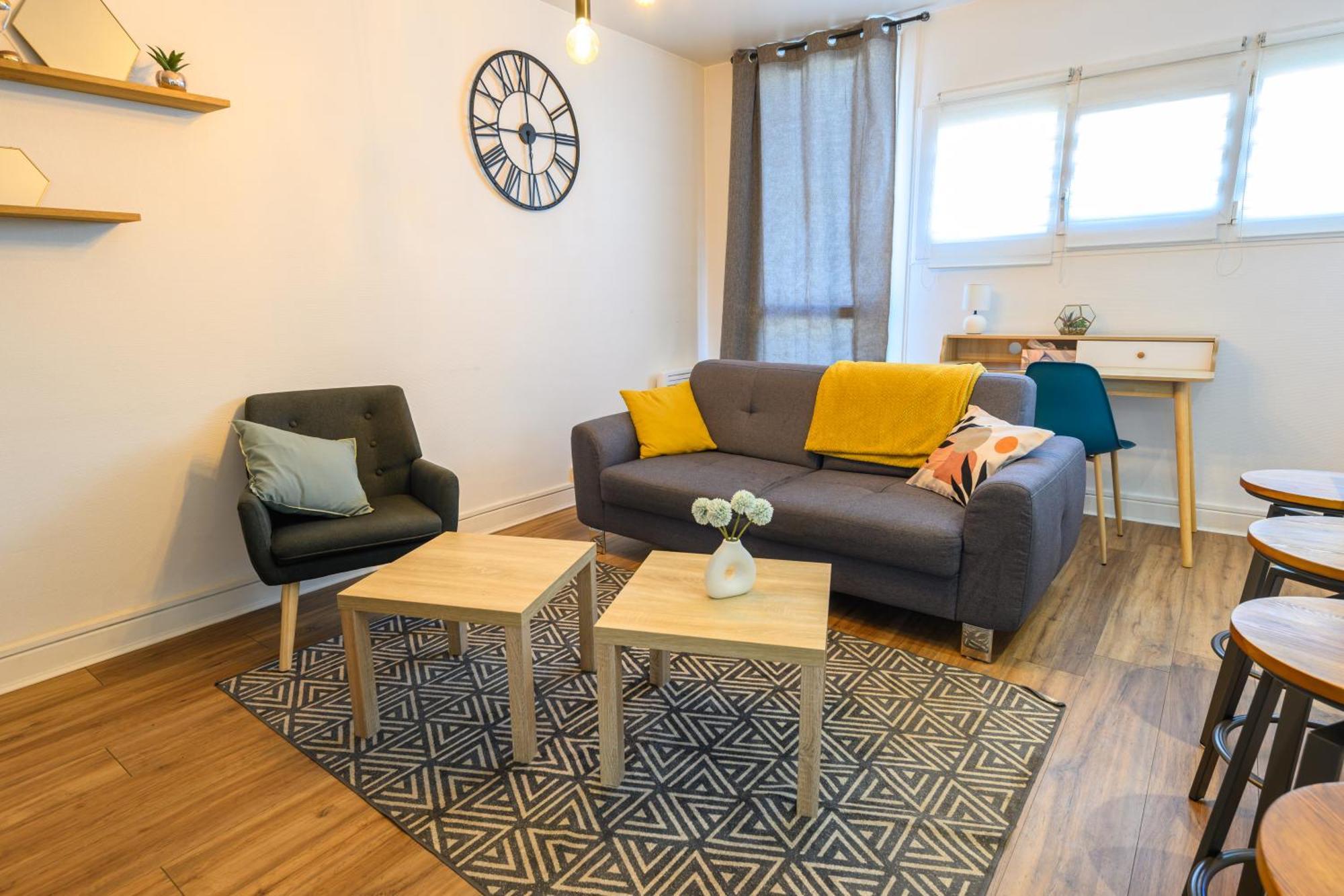 Grand Appartement Avec Balcon Hyper - Centre Tarbes Eksteriør bilde