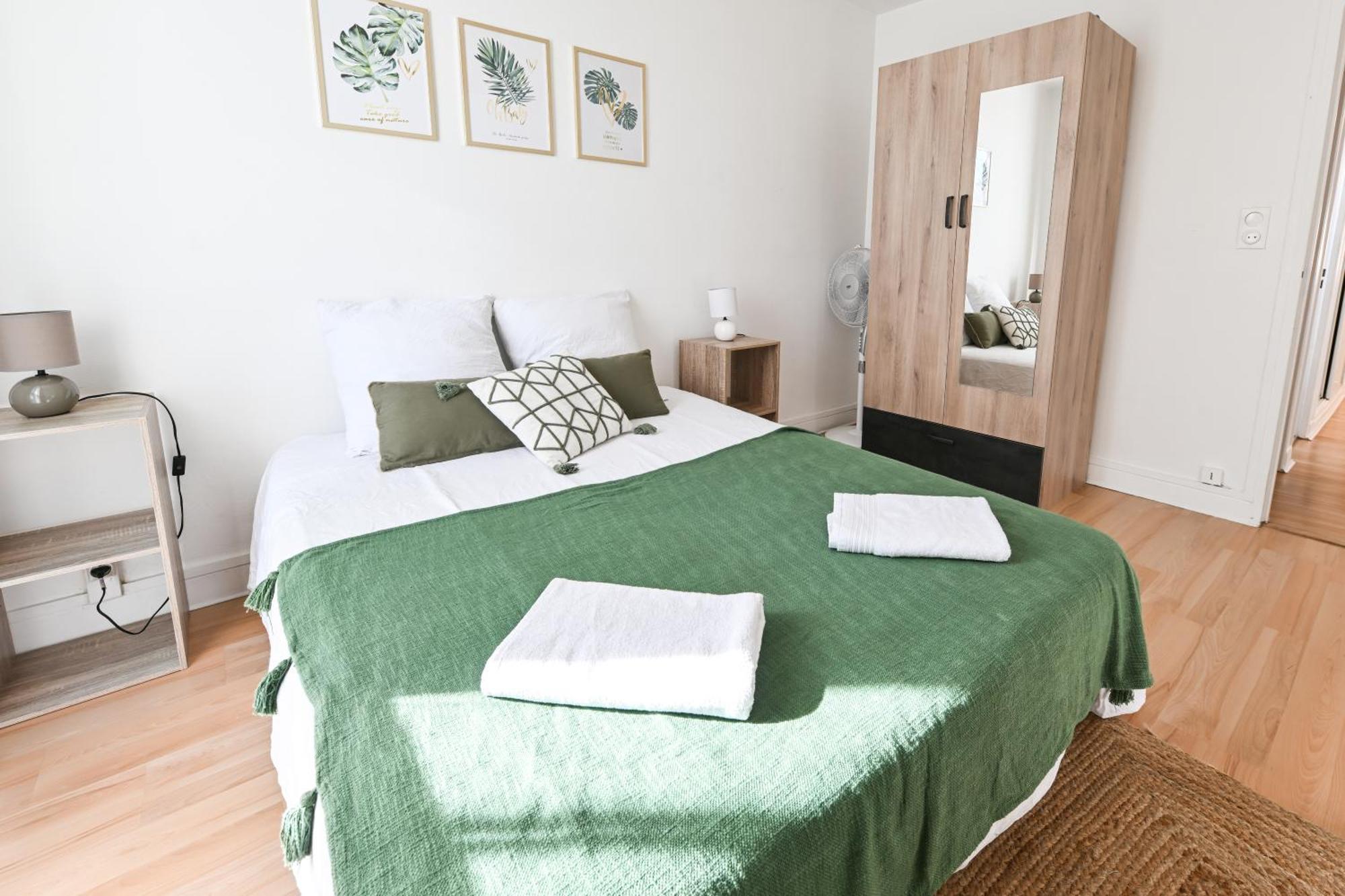 Grand Appartement Avec Balcon Hyper - Centre Tarbes Eksteriør bilde