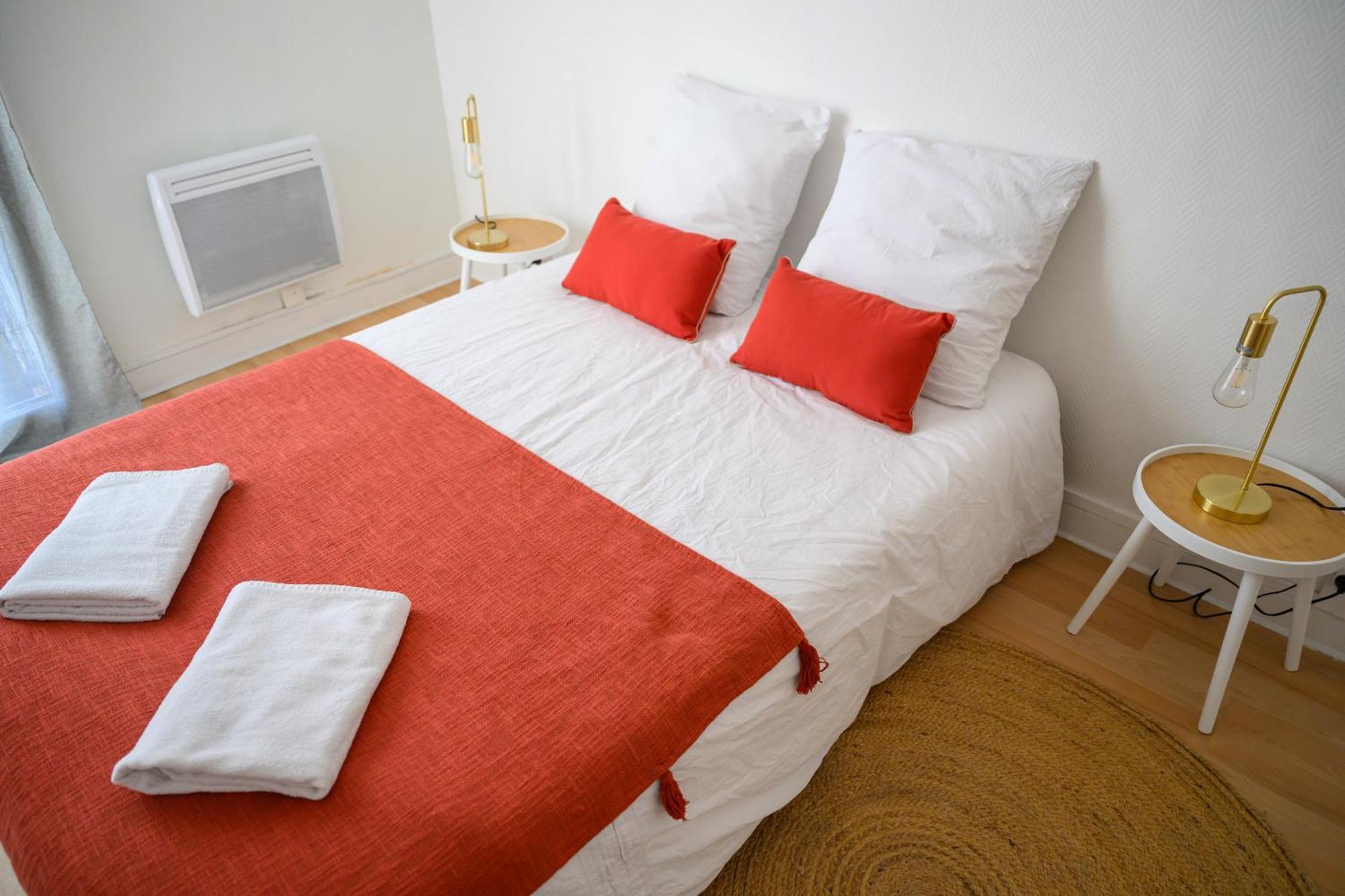 Grand Appartement Avec Balcon Hyper - Centre Tarbes Eksteriør bilde