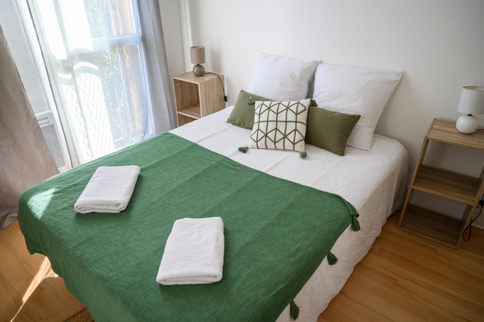 Grand Appartement Avec Balcon Hyper - Centre Tarbes Eksteriør bilde